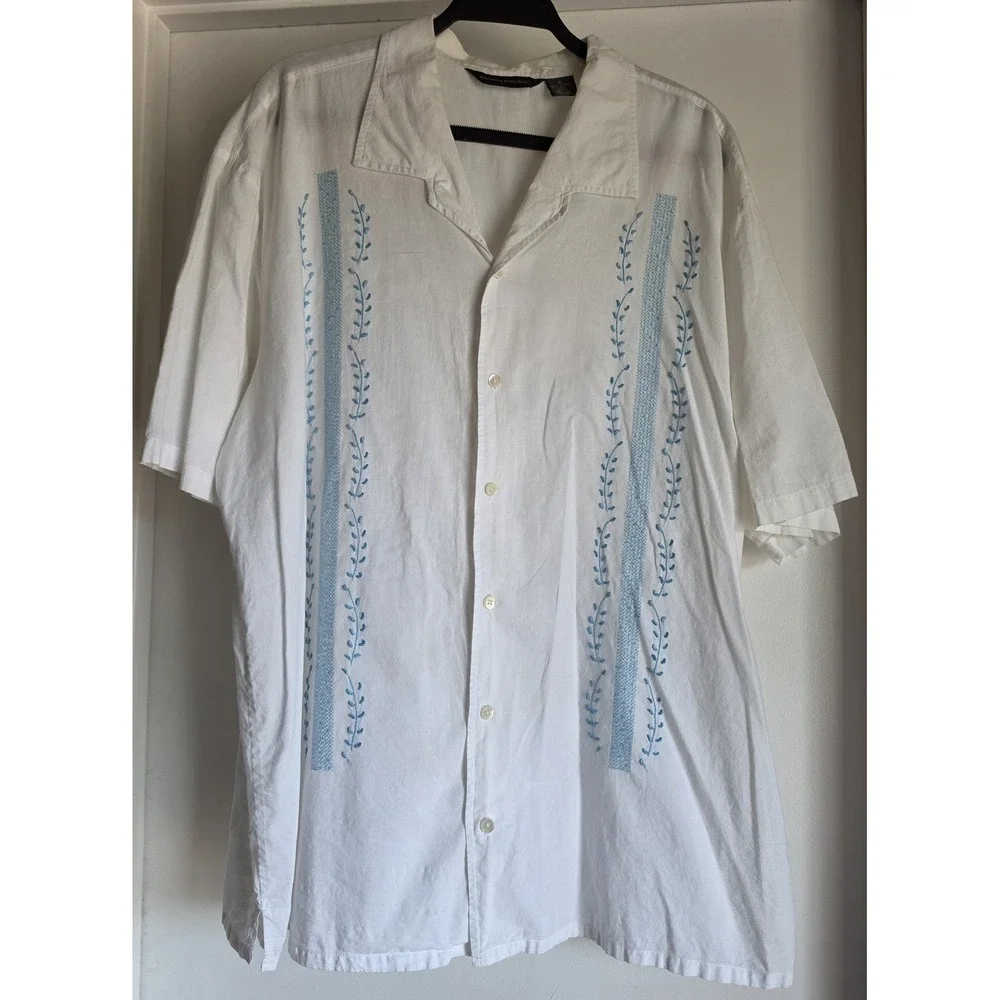 Banana Republic Men XL White Cotton Short Sleeve Collared Shirt Button-Up